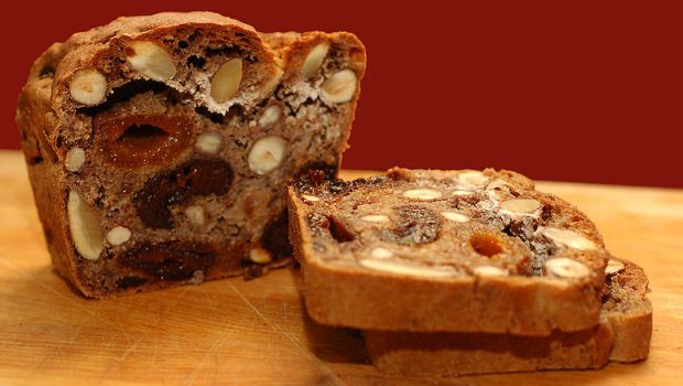 How to Bake Stollen