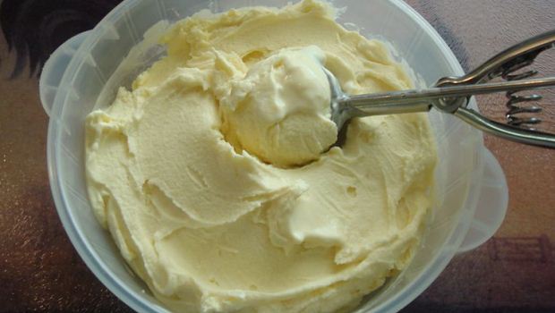 How to Make Lemon Grass Ice Cream And Pineapple Salsa