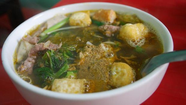 How to Cook Canh Chua Ca ( Sour Fish Soup)