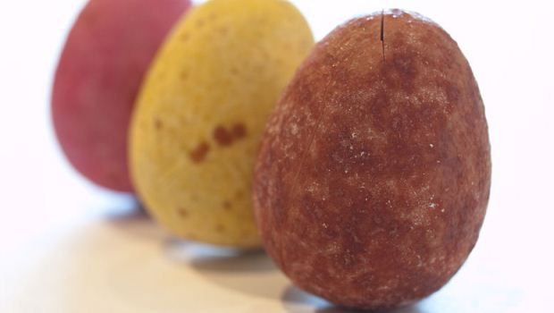 How to Make Chocolate Easter Eggs