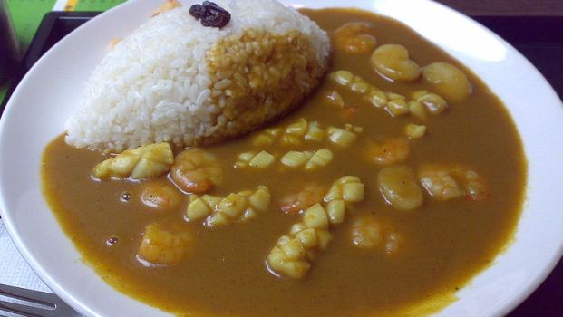 How to Cook Pineapple and Seafood Curry