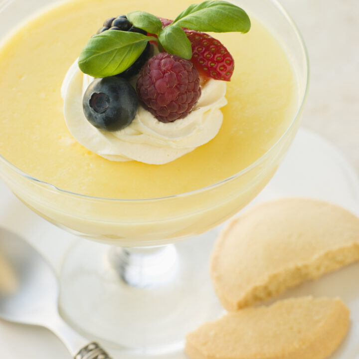 lemon posset with biscuits