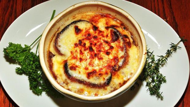 How to Cook Onion and Cavolo Nero Soup