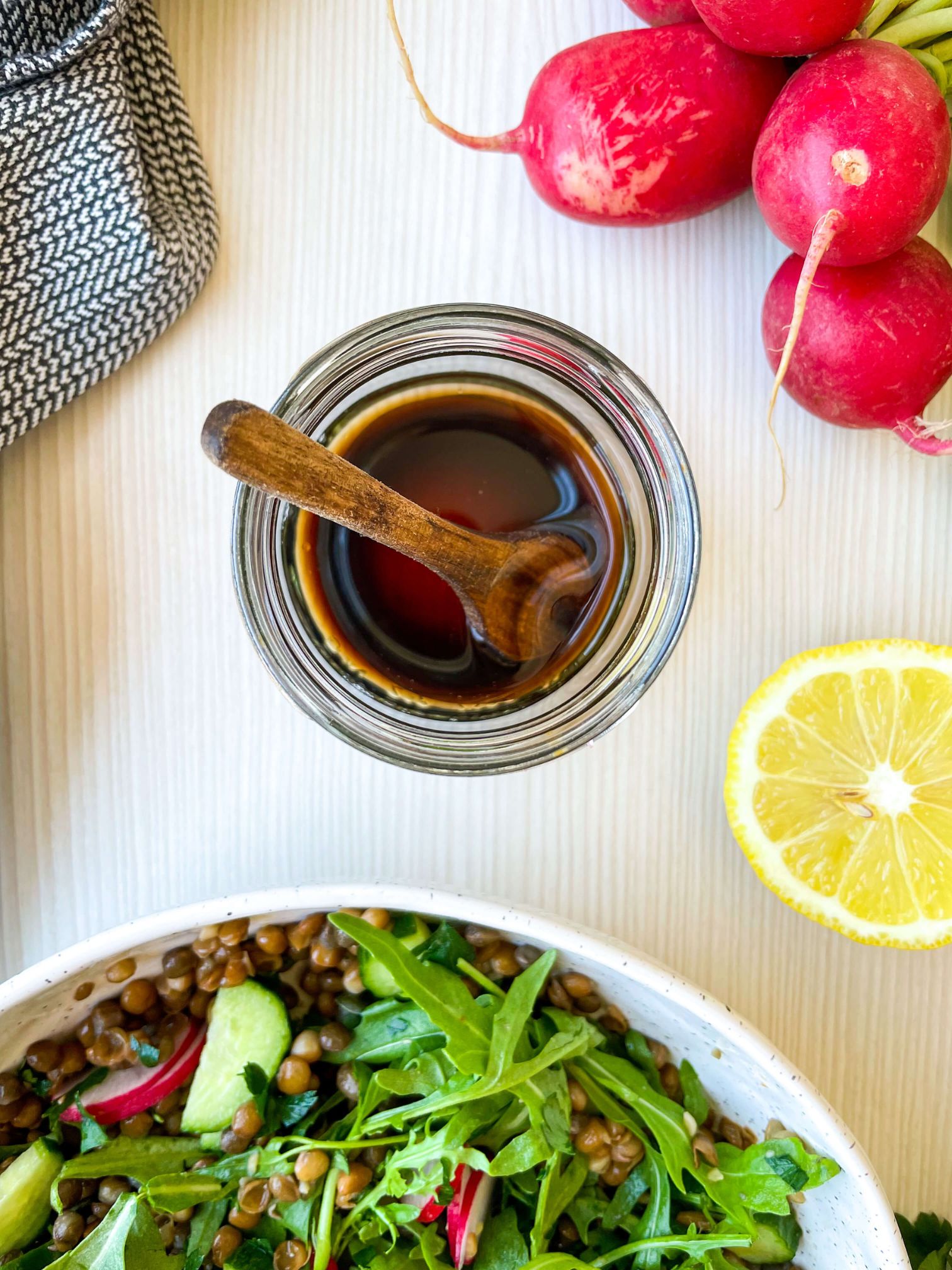 dressing for arugula and cucumber salad